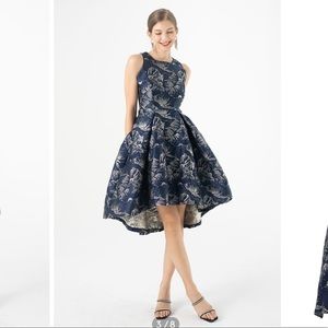 Chicwish MAGNOLIA BLOSSOM SHIMMER JACQUARD WATERFALL DRESS IN NAVY, size XS
